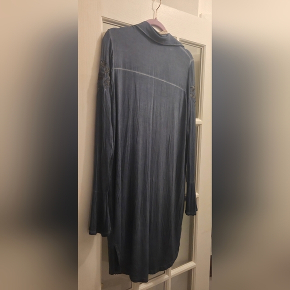 POL Long Sleeve Dress in A Bluish Gray with Embroidered Details & Flutter Wrists - Picture 6 of 7